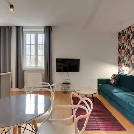 Blue Mandarin Ii Apartment *