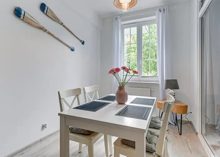 Апартаменти Blue Mandarin Ii *